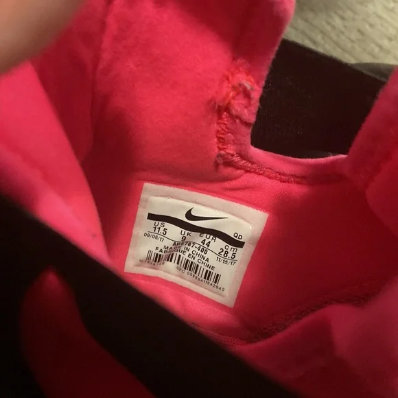 Nike Huarache Colorful Athletic Sneakers 11.5 - Picture 3 of 6